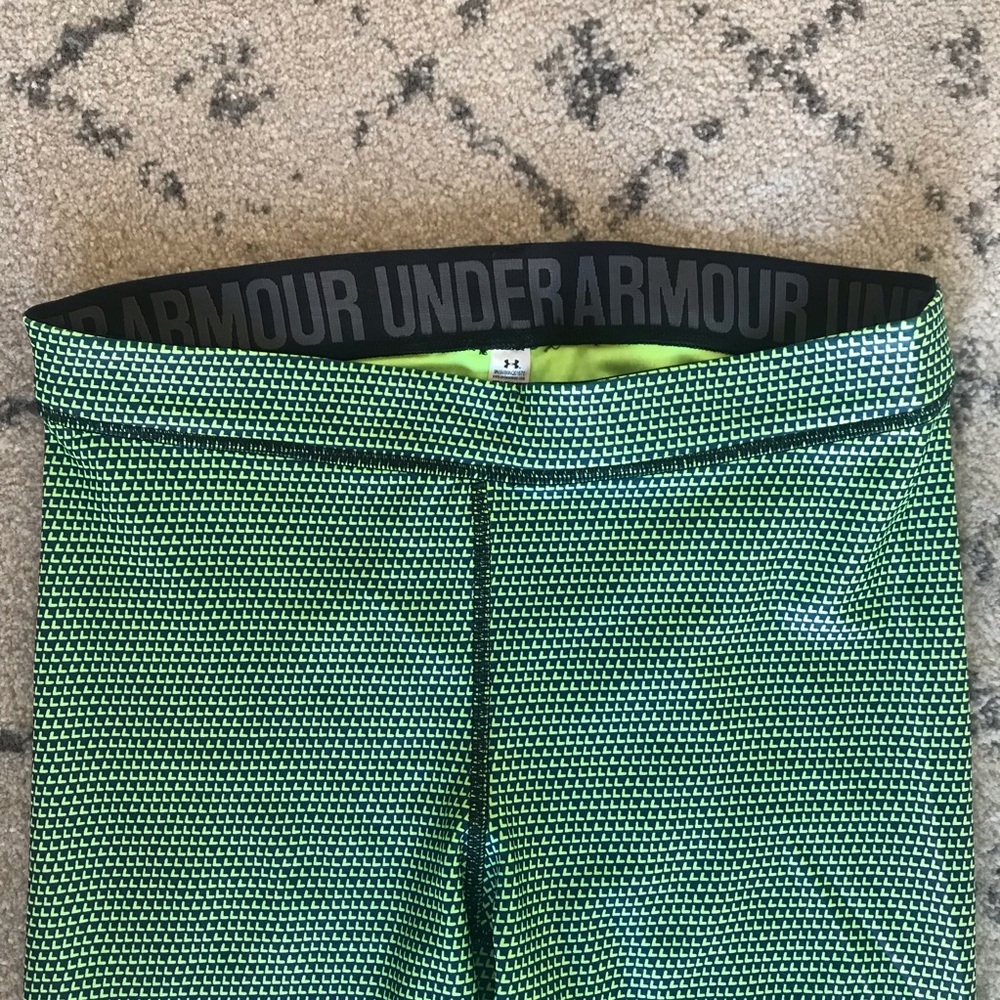 Green Under Armour leggings